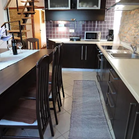 펜션 Family Friendly House With A Swimming Pool Gluici, Krka - 11337 Validzici