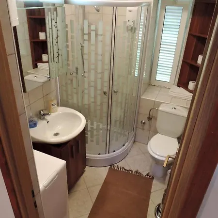 펜션 Family Friendly House With A Swimming Pool Gluici, Krka - 11337