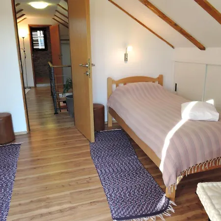 Family Friendly House With A Swimming Pool Gluici, Krka - 11337 Holiday home Validzici