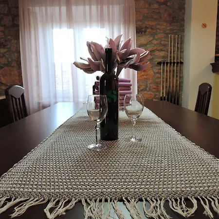 펜션 Family Friendly House With A Swimming Pool Gluici, Krka - 11337