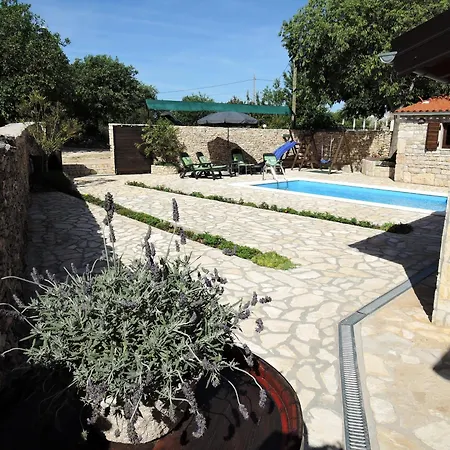 Family Friendly House With A Swimming Pool Gluici, Krka - 11337 Dom wakacyjny Validzici