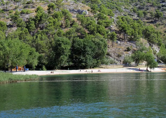 Dom wakacyjny Family Friendly House With A Swimming Pool Gluici, Krka - 11337