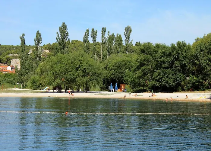 Dom wakacyjny Family Friendly House With A Swimming Pool Gluici, Krka - 11337