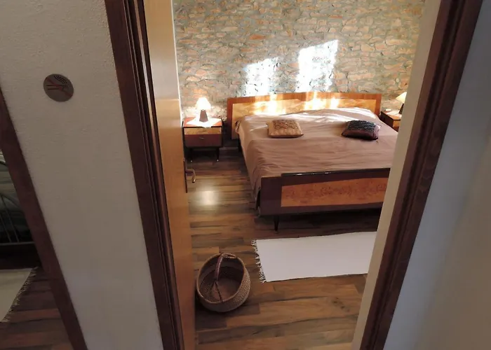 Family Friendly House With A Swimming Pool Gluici, Krka - 11337 * Validzici